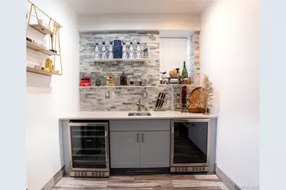 141 Burhans Avenue, Yonkers, NY 10701 - Photo 23