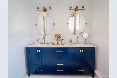 141 Burhans Avenue, Yonkers, NY 10701 - Photo 13