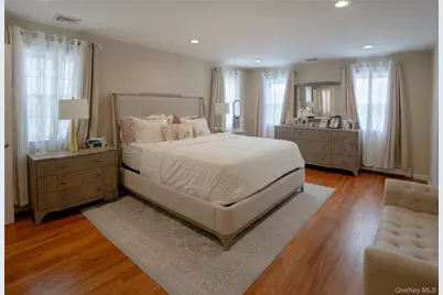 141 Burhans Avenue, Yonkers, NY 10701 - Photo 9