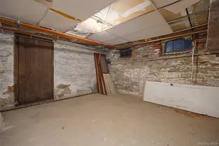 12 Hanscom Ave, Poughkeepsie, NY 12601 - Photo 43