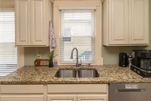 17 Streit Ave, Poughkeepsie, NY 12603 - Photo 19