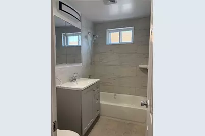 514 E Park Avenue #UPPER, Long Beach, NY 11561 - Photo 17