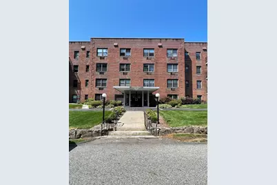 5 Oakdale Manor #B18, Suffern, NY 10901 - Photo 1