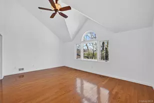 57 Boulder Ridge Rd, Scarsdale, NY 10583 - Photo 13