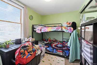 36 Woodlawn Avenue, Selden, NY 11784 - Photo 9