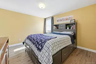 36 Woodlawn Ave, Selden, NY 11784 - Photo 7