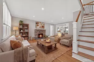 535 Brooklyn Blvd, Brightwaters, NY 11718 - Photo 5