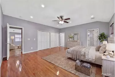 535 Brooklyn Boulevard, Brightwaters, NY 11718 - Photo 21