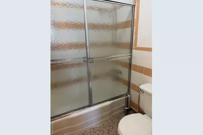 241-20 Northern Boulevard #4A, Douglaston, NY 11362 - Photo 9