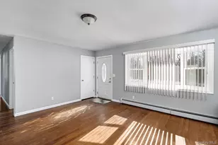 93 Garfield Blvd, Farmingdale, NY 11735 - Photo 13