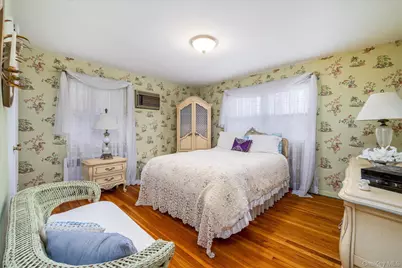 36 Wellsboro Road, Valley Stream, NY 11580 - Photo 11