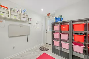 128 Park Ave, Roosevelt, NY 11575 - Photo 21