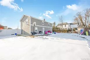 128 Park Ave, Roosevelt, NY 11575 - Photo 5