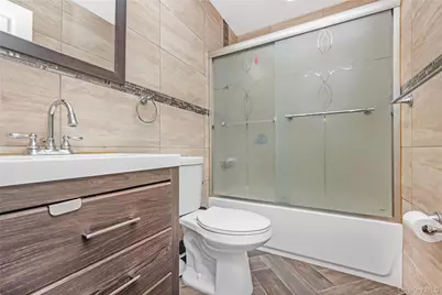 128 Park Avenue, Roosevelt, NY 11575 - Photo 15