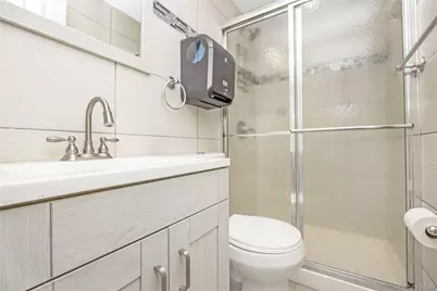 128 Park Avenue, Roosevelt, NY 11575 - Photo 29