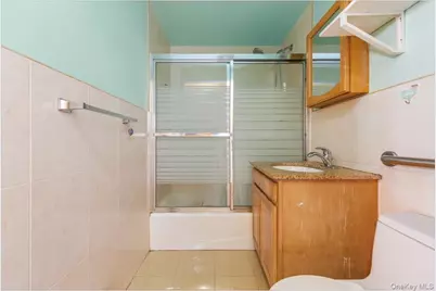 13939 35th Avenue #4E, Flushing, NY 11354 - Photo 9