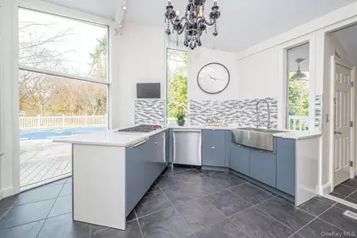 87 Soundview Drive, Port Jefferson, NY 11777 - Photo 19