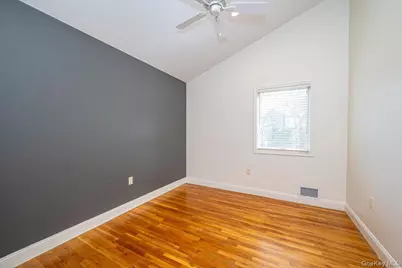 87 Soundview Drive, Port Jefferson, NY 11777 - Photo 33