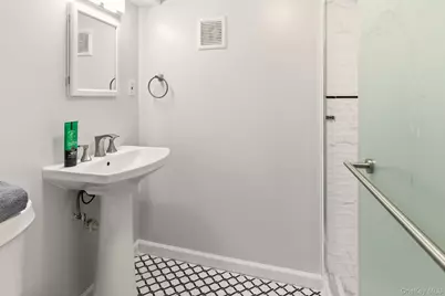 225 Willets Lane, Jericho, NY 11753 - Photo 31