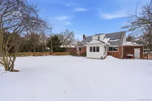 225 Willets Ln, Jericho, NY 11753 - Photo 33