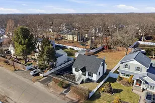 7 E Lakeland St, Bay Shore, NY 11706 - Photo 5