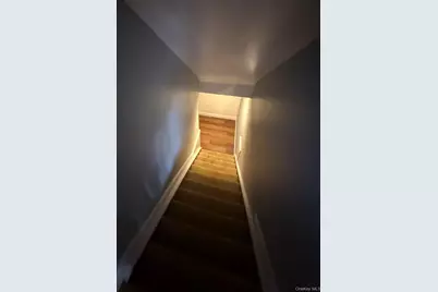 396 Chestnut Avenue, East Meadow, NY 11554 - Photo 9