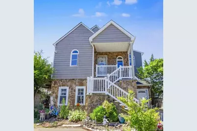 729 S 9th Street, Lindenhurst, NY 11757 - Photo 1