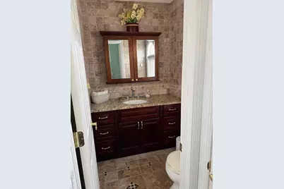 729 S 9th Street, Lindenhurst, NY 11757 - Photo 11