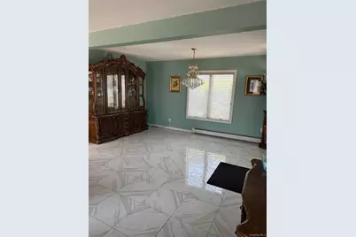 729 S 9th Street, Lindenhurst, NY 11757 - Photo 5