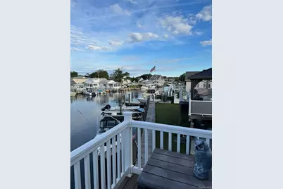 729 S 9th Street, Lindenhurst, NY 11757 - Photo 3