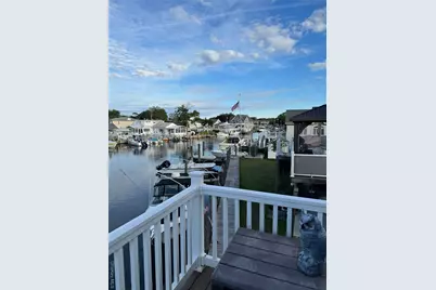 729 S 9th Street, Lindenhurst, NY 11757 - Photo 3