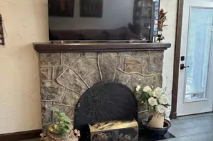 3 Crestwood Pl, Great Neck, NY 11024 - Photo 7