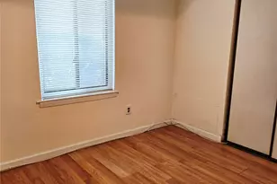 7 Boulder, Coram, NY 11727 - Photo 9