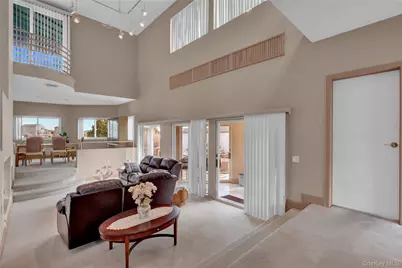 49 Dolphin Lane E, Copiague, NY 11726 - Photo 11