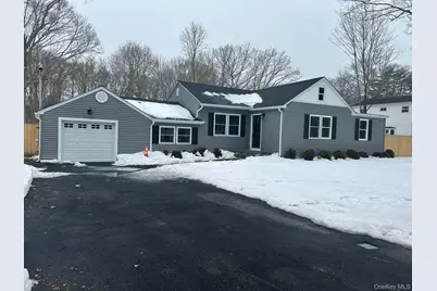 70 Crestwood Drive, Shirley, NY 11967 - Photo 3