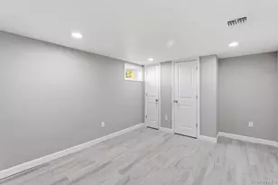 149 Delaware Ave, Bay Shore, NY 11706 - Photo 15