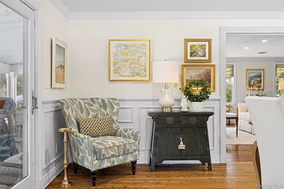 39 Barkers Point Road, Sands Point, NY 11050 - Photo 11