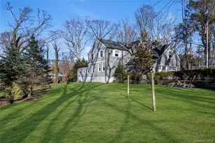 39 Barkers Point Rd, Sands Point, NY 11050 - Photo 35