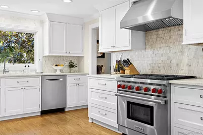 39 Barkers Point Road, Sands Point, NY 11050 - Photo 27