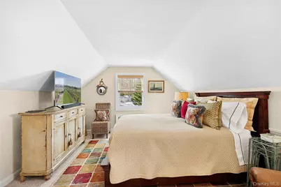 39 Barkers Point Road, Sands Point, NY 11050 - Photo 25