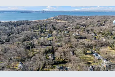 39 Barkers Point Road, Sands Point, NY 11050 - Photo 33
