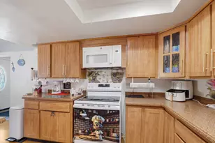 4 Lambros Dr, Monroe, NY 10950 - Photo 9