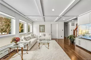 19 Frost Creek Dr, Lattingtown, NY 11560 - Photo 13