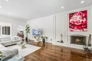 19 Frost Creek Dr, Locust Valley, NY 11560 - Photo 3