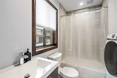 19 Frost Creek Drive, Locust Valley, NY 11560 - Photo 17