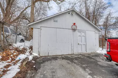 16 Liberty Street, Middletown, NY 10940 - Photo 35