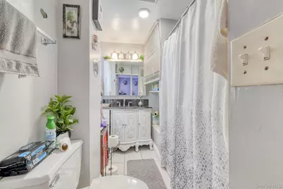 16 Liberty Street, Middletown, NY 10940 - Photo 11