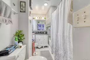 16 Liberty St, Middletown, NY 10940 - Photo 11