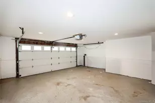 [Address not provided], Syosset, NY 11791 - Photo 35