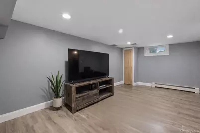 [Address not provided], Patchogue, NY 11772 - Photo 15